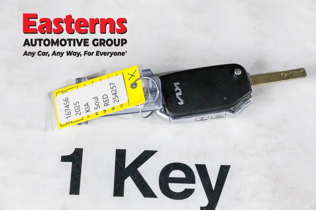 Used 2025 Kia Soul LX w/ LX Technology Package image 34