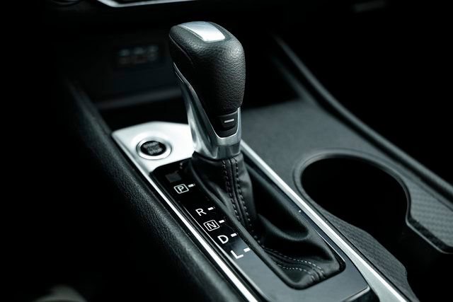 Used 2025 Nissan Altima 2.5 SV image 39