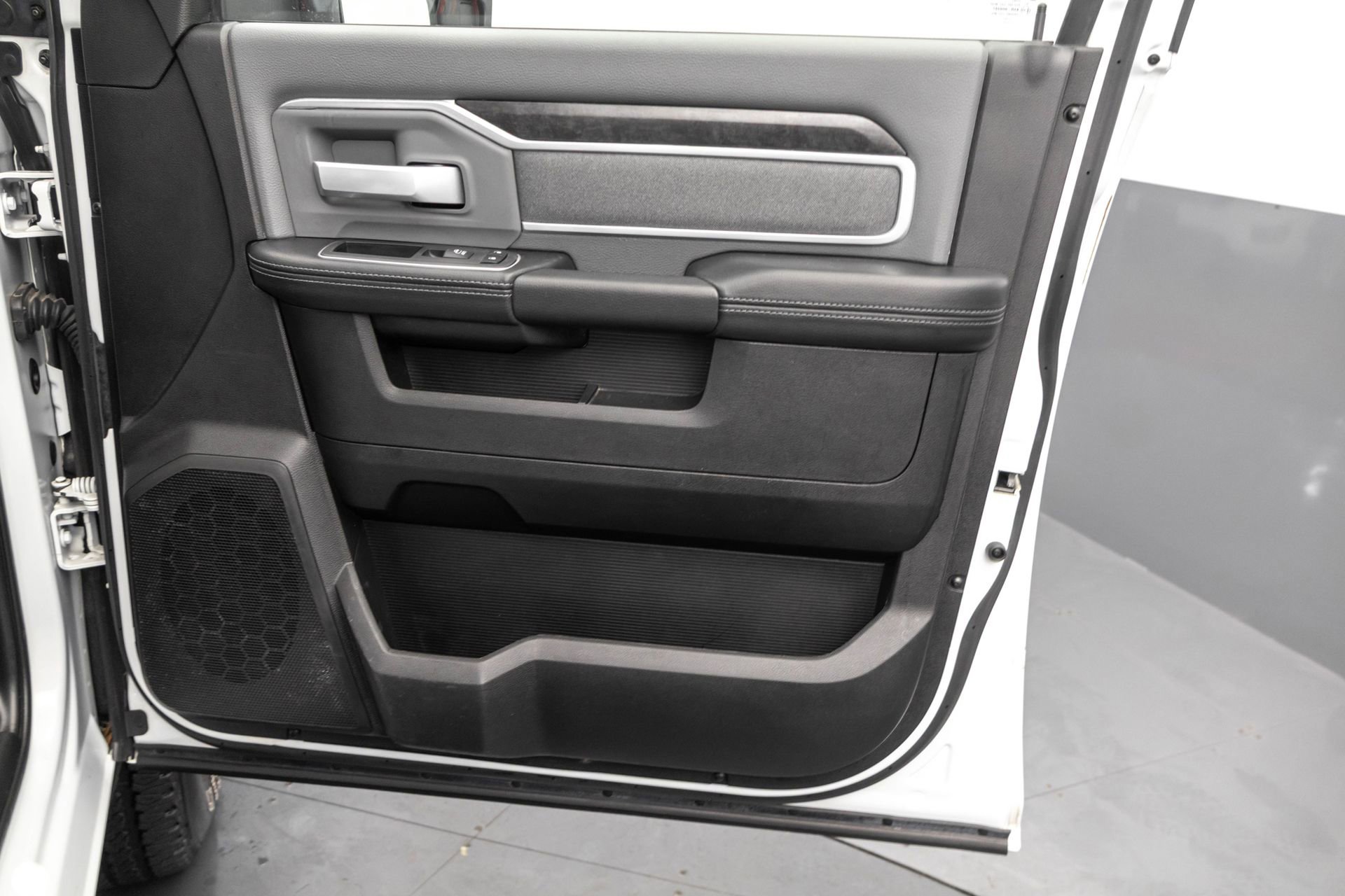 Used 2023 RAM 3500 Big Horn w/ Level 1 Equipment Group image 44