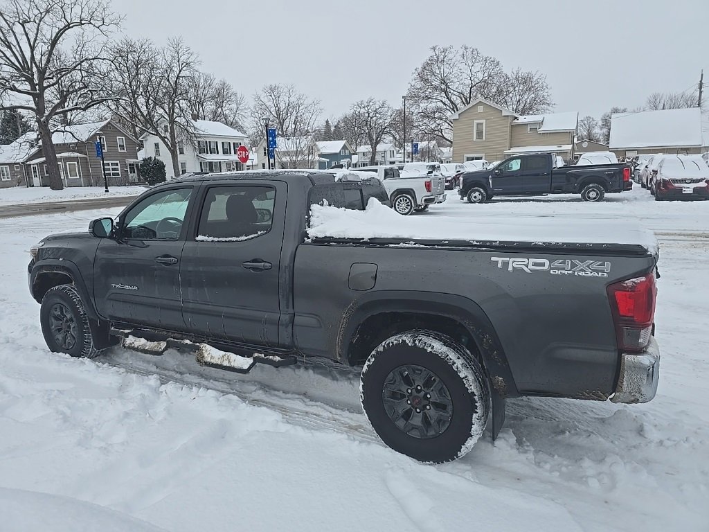 Used 2018 Toyota Tacoma TRD Off-Road image 8