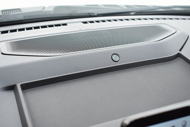 Used 2024 Ford F150 Lightning Lariat image 26