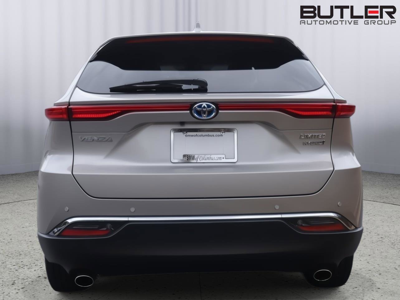 Used 2021 Toyota Venza Limited image 6