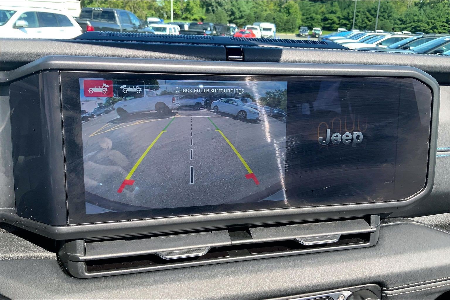 Used 2024 Jeep Wrangler High Altitude AWD/4WD image 28