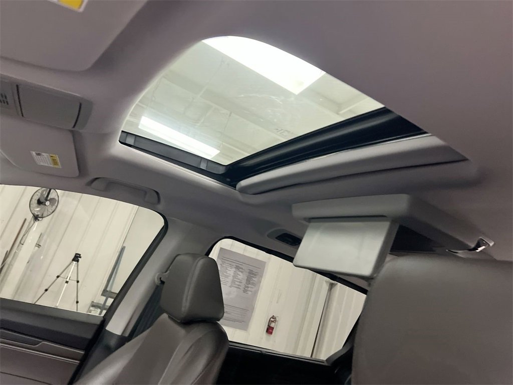 Used 2019 Honda Odyssey EX-L image 18