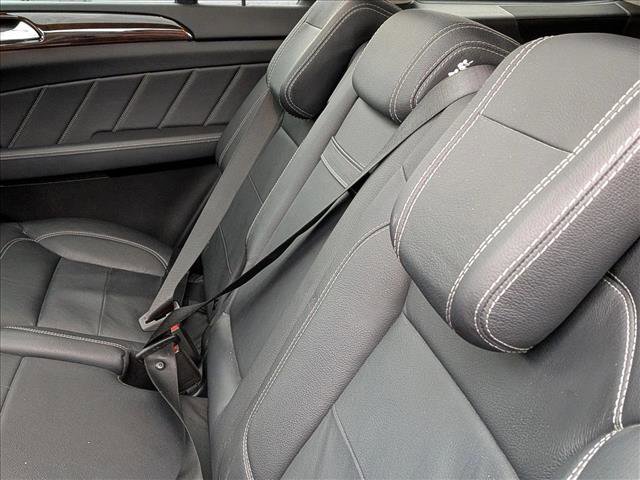 Used 2015 Mercedes-Benz GL 320 BlueTEC 4MATIC image 17