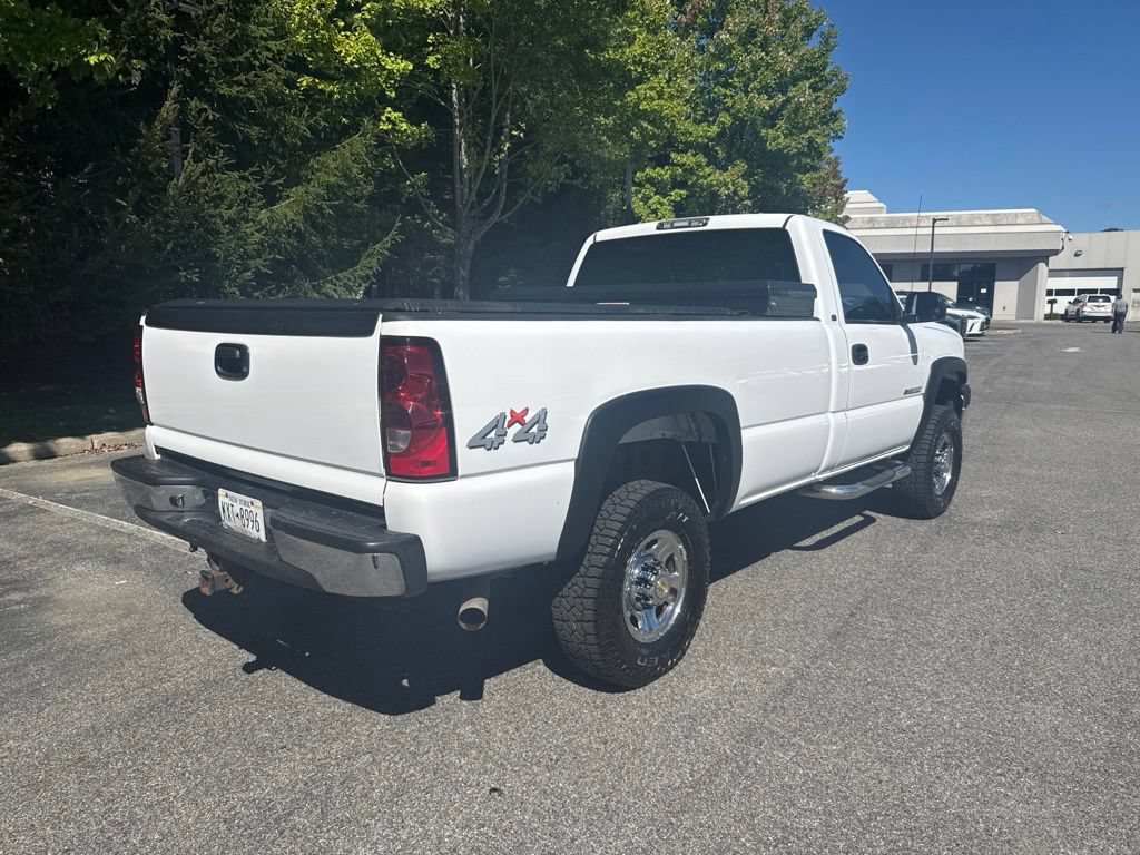 Used 2004 Chevrolet Silverado 2500 4x4 Regular Cab w/ Snow Plow Prep Package image 3