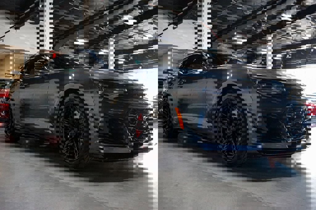 Used 2021 Chevrolet Camaro ZL1 image 2