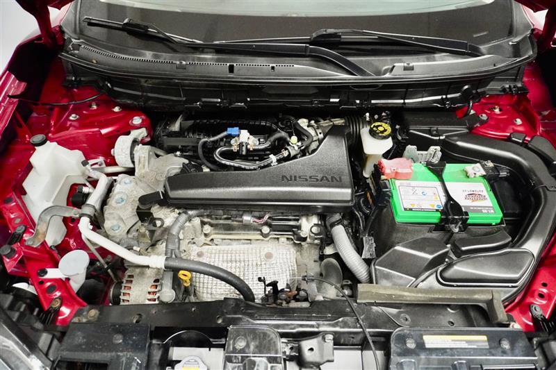 Used 2017 Nissan Rogue SV image 31