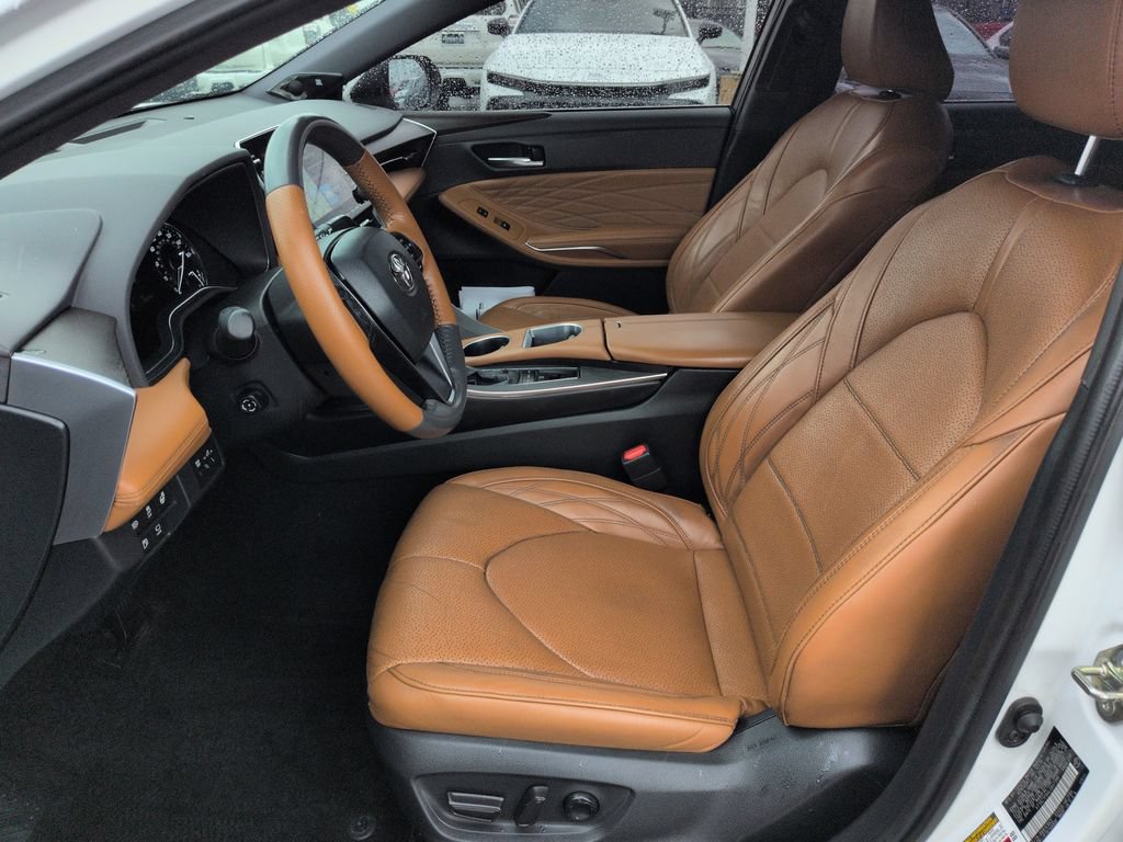 Used 2020 Toyota Avalon Limited w/ Advanced Safety Package FWD image 9
