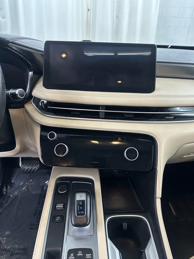 Used 2023 INFINITI QX60 Luxe image 22