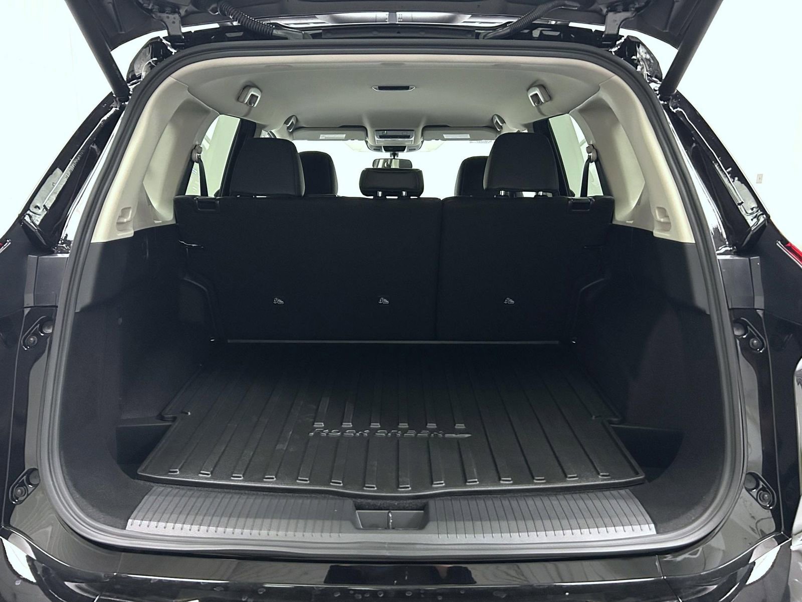 New 2026 Nissan Rogue SV image 10