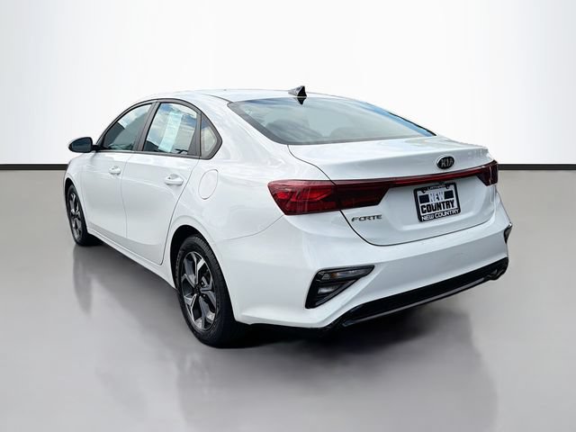 Used 2021 Kia Forte LXS FWD image 5