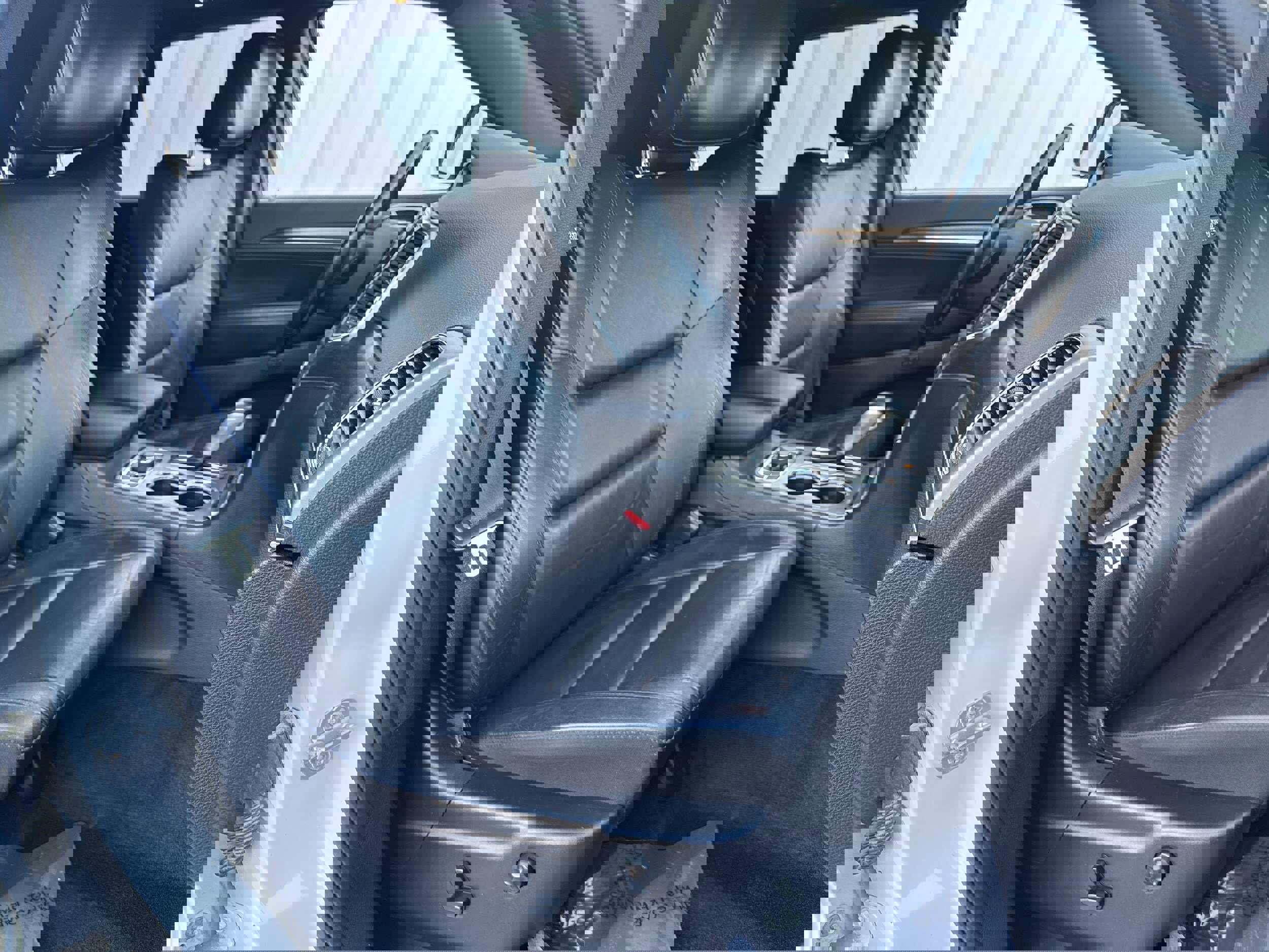 Used 2018 Jeep Grand Cherokee Limited image 16