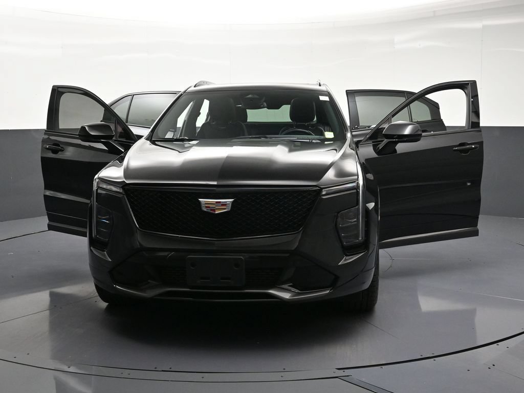 Certified 2024 Cadillac XT4 Sport w/ Cold Weather Package AWD/4WD image 37