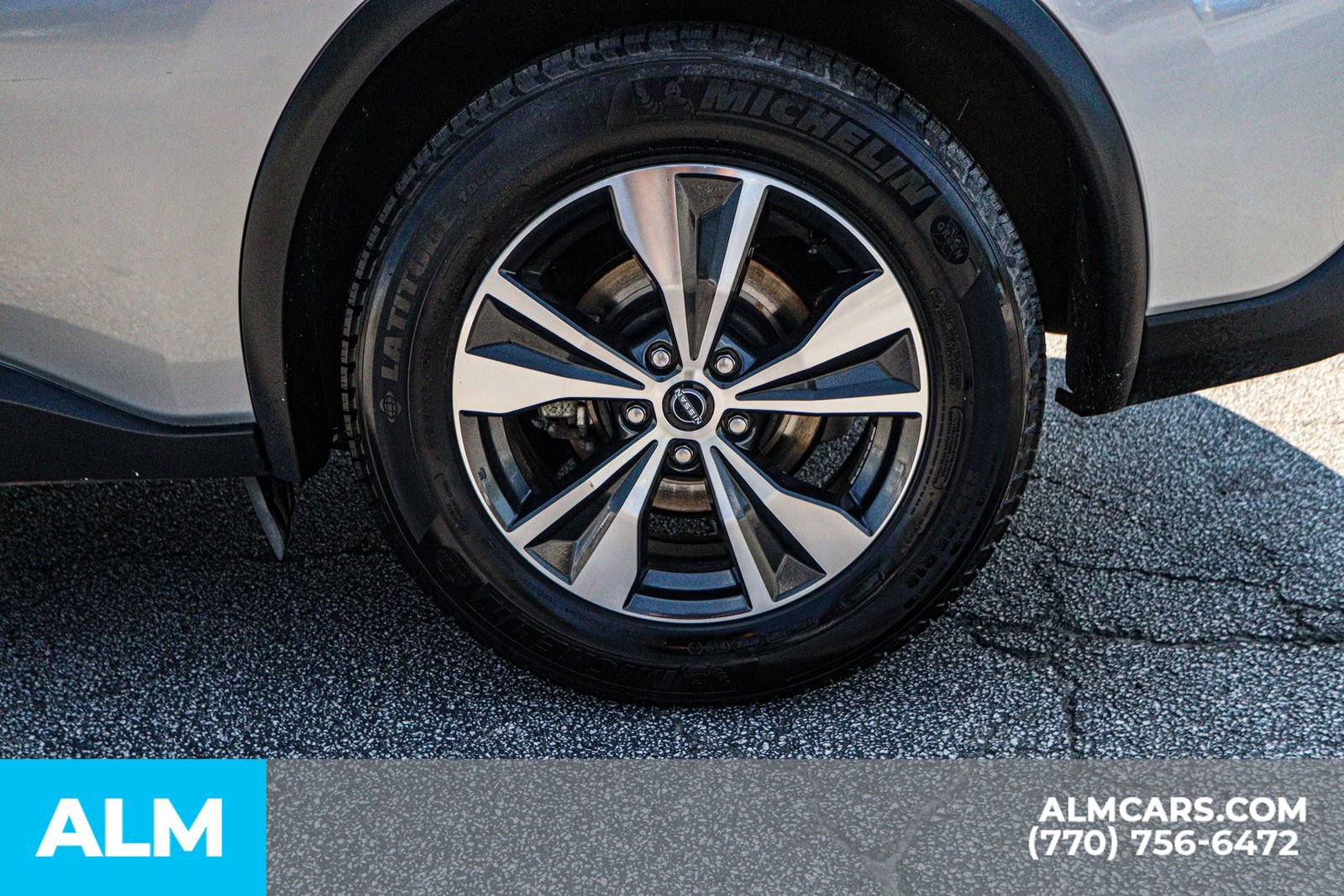 Used 2023 Nissan Murano SV AWD/4WD image 16