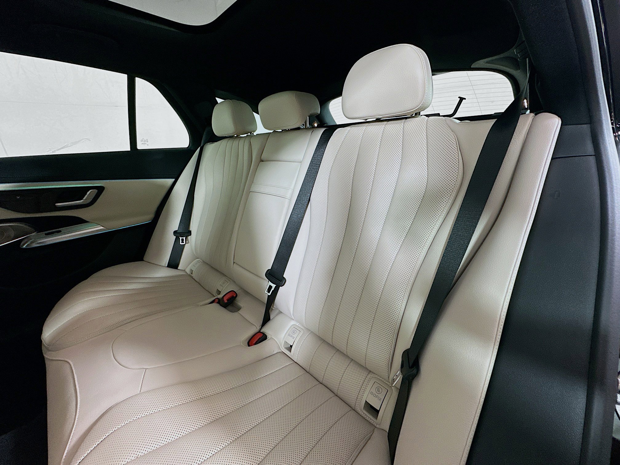 New 2026 Mercedes-Benz E 450 4MATIC All-Terrain Wagon image 25