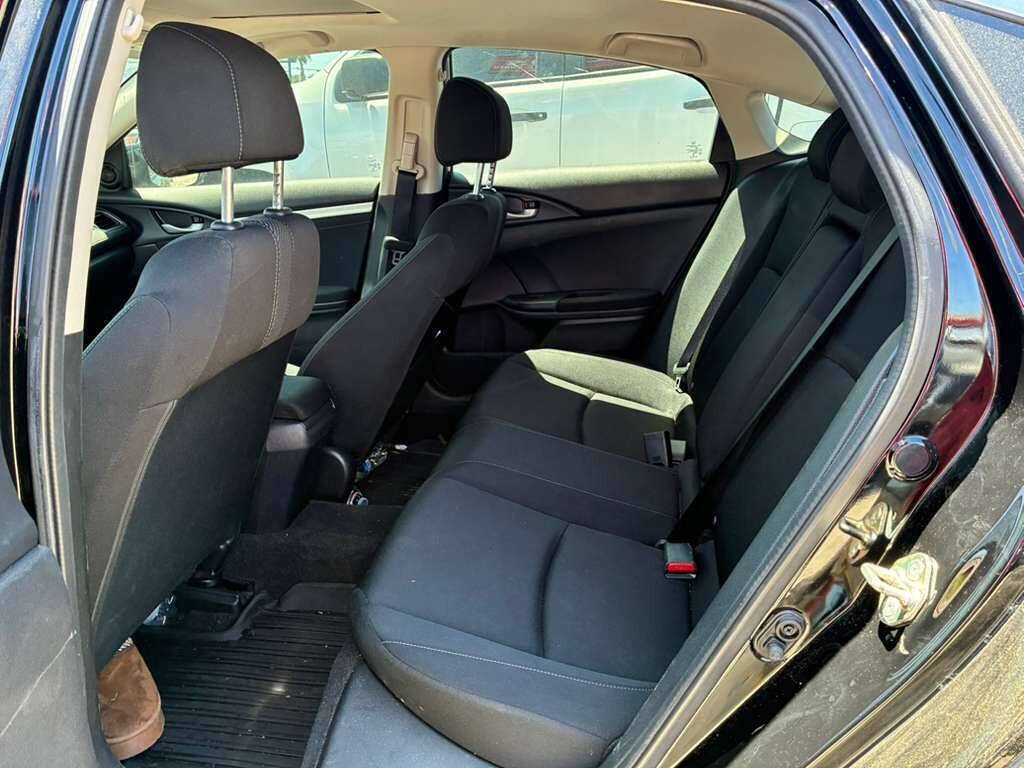 Used 2018 Honda Civic EX image 3