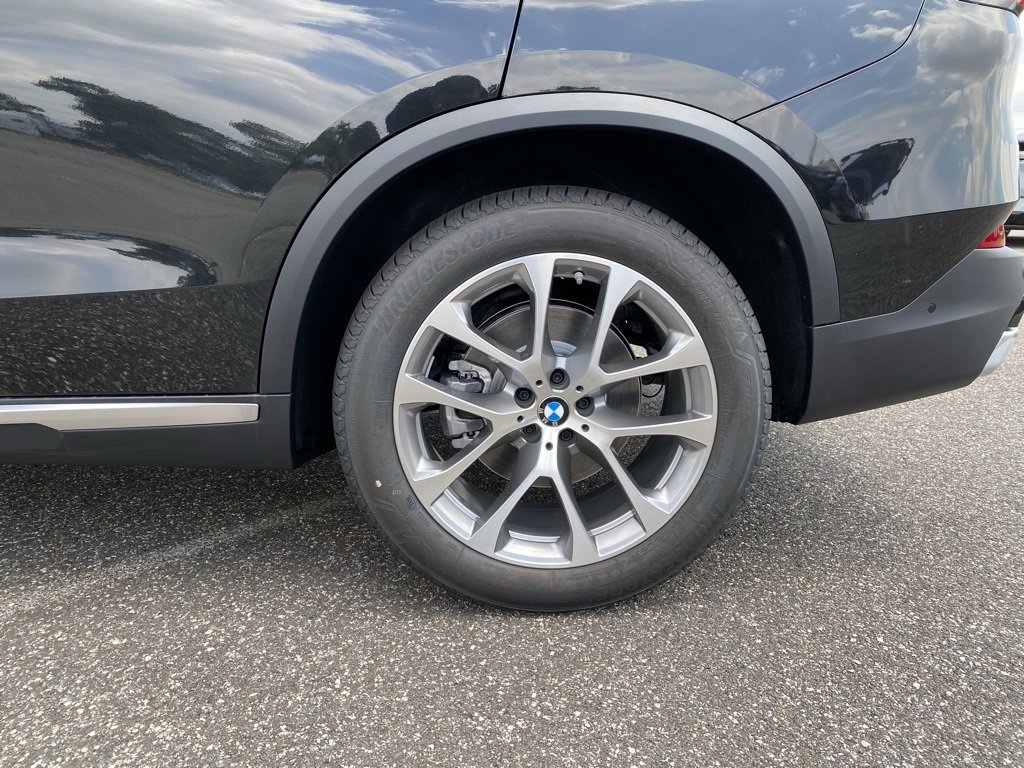 New 2026 BMW X5 xDrive40i image 5
