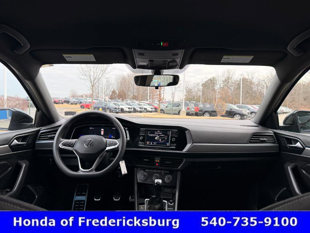 Used 2023 Volkswagen Jetta Sport image 36
