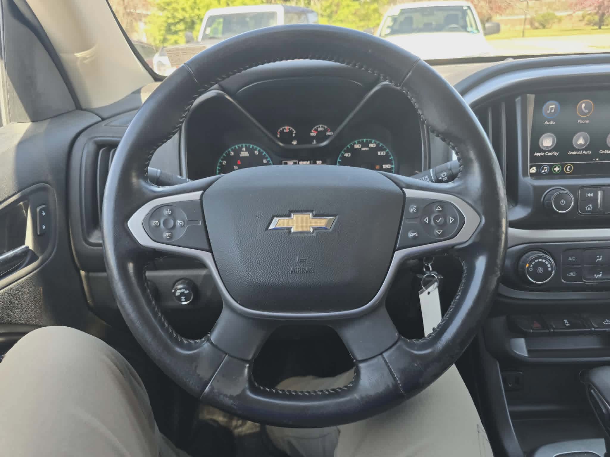 Used 2022 Chevrolet Colorado LT w/ LT Convenience Package AWD/4WD image 14
