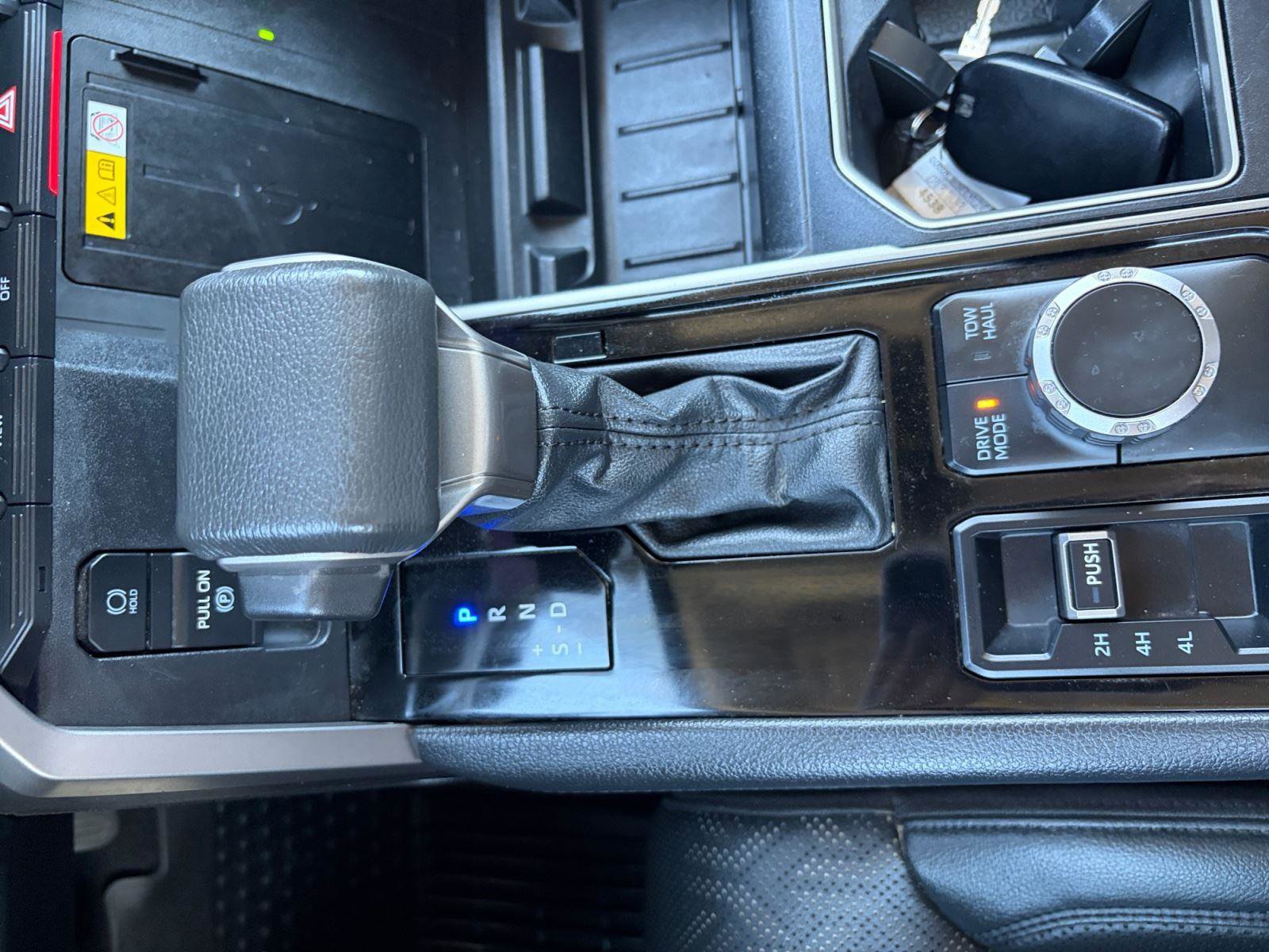 Used 2022 Toyota Tundra Limited image 14