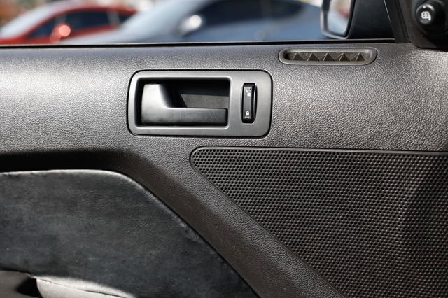 Used 2012 Ford Mustang Coupe image 44