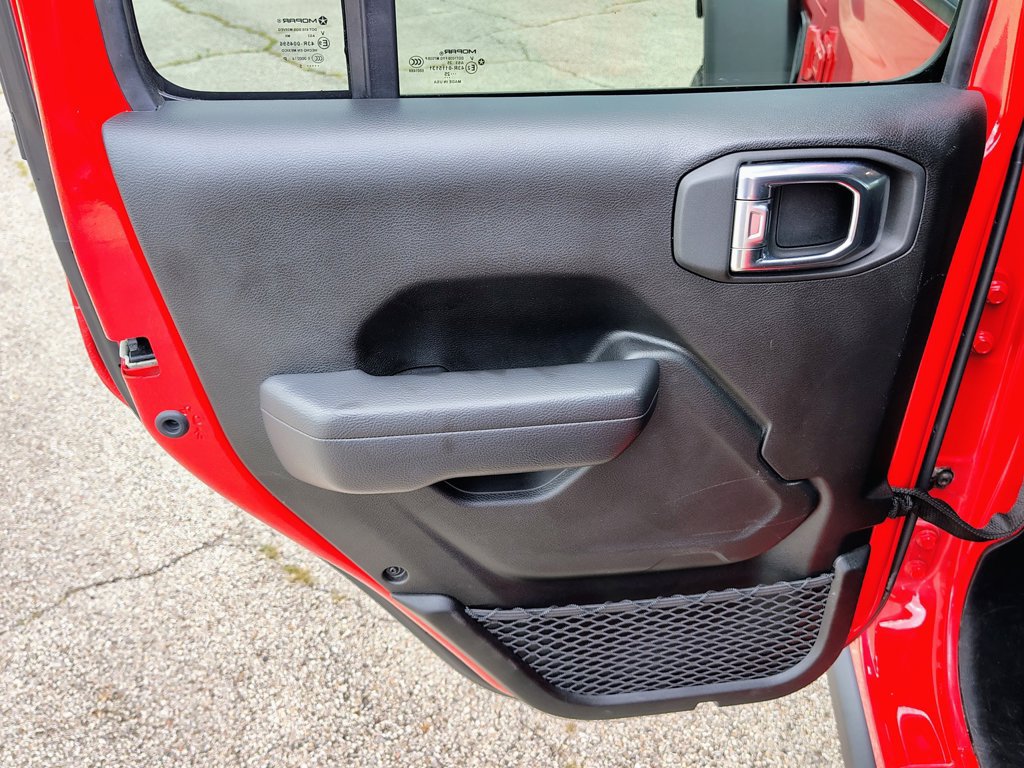 Used 2025 Jeep Wrangler Unlimited Sport AWD/4WD image 38