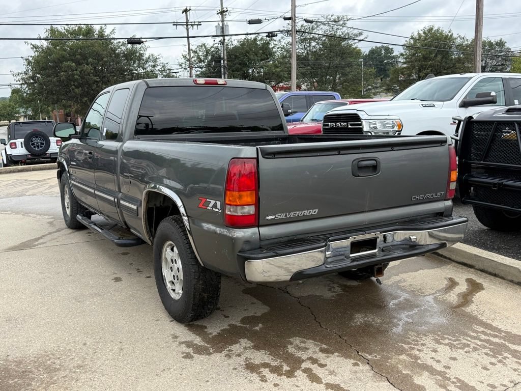Used 2001 Chevrolet Silverado 1500 LS w/ Off-Road Chassis Pkg AWD/4WD image 9