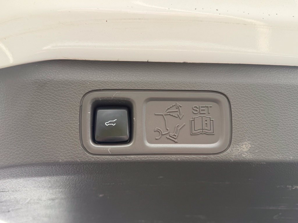 Used 2019 Ford Expedition Limited RWD image 6