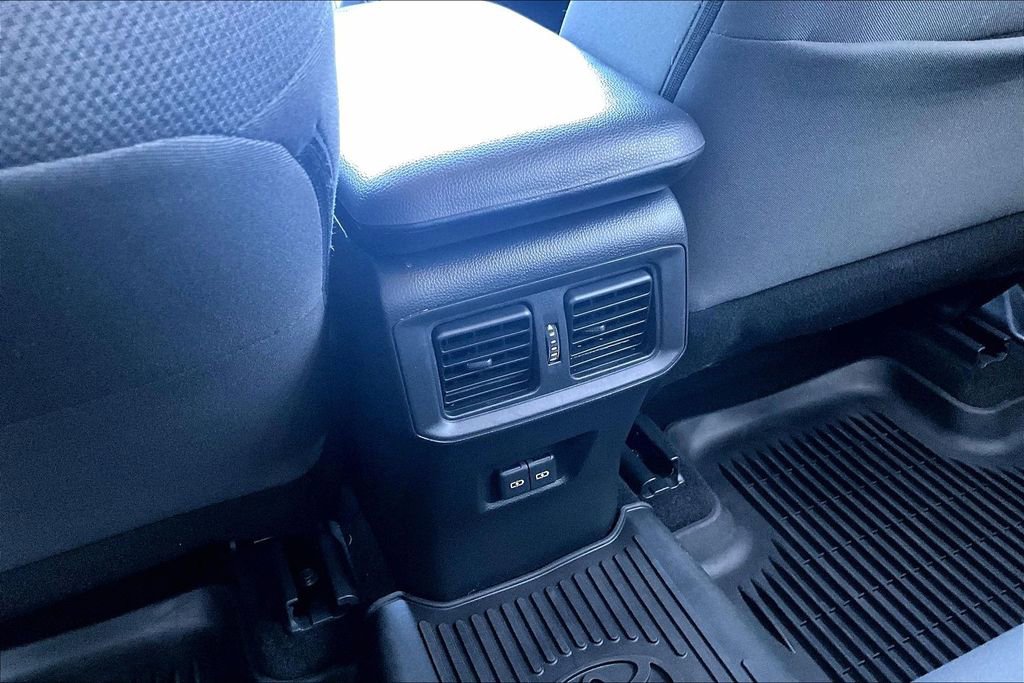 Used 2023 Toyota RAV4 XLE image 33
