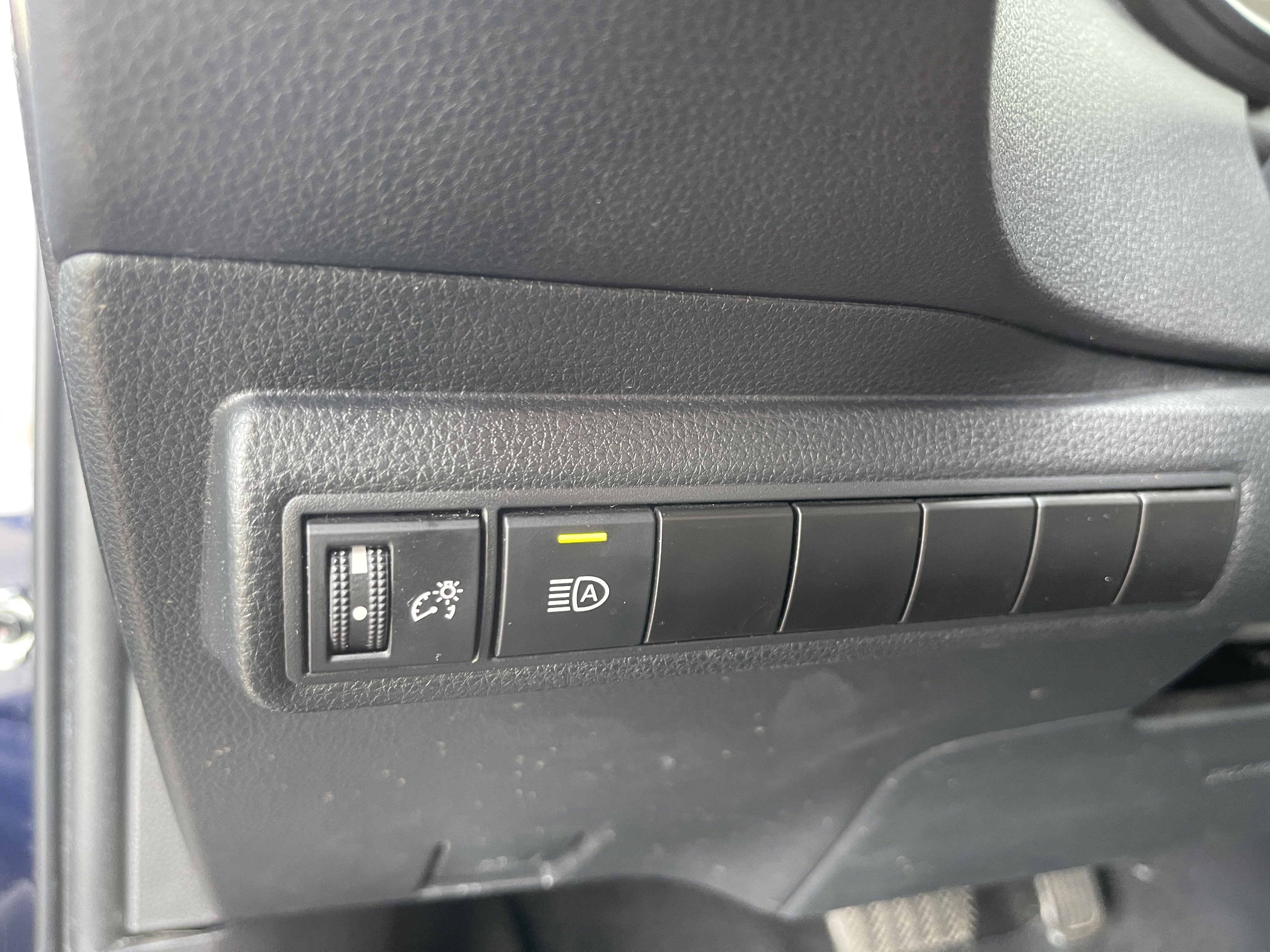 Used 2024 Toyota Corolla LE image 17