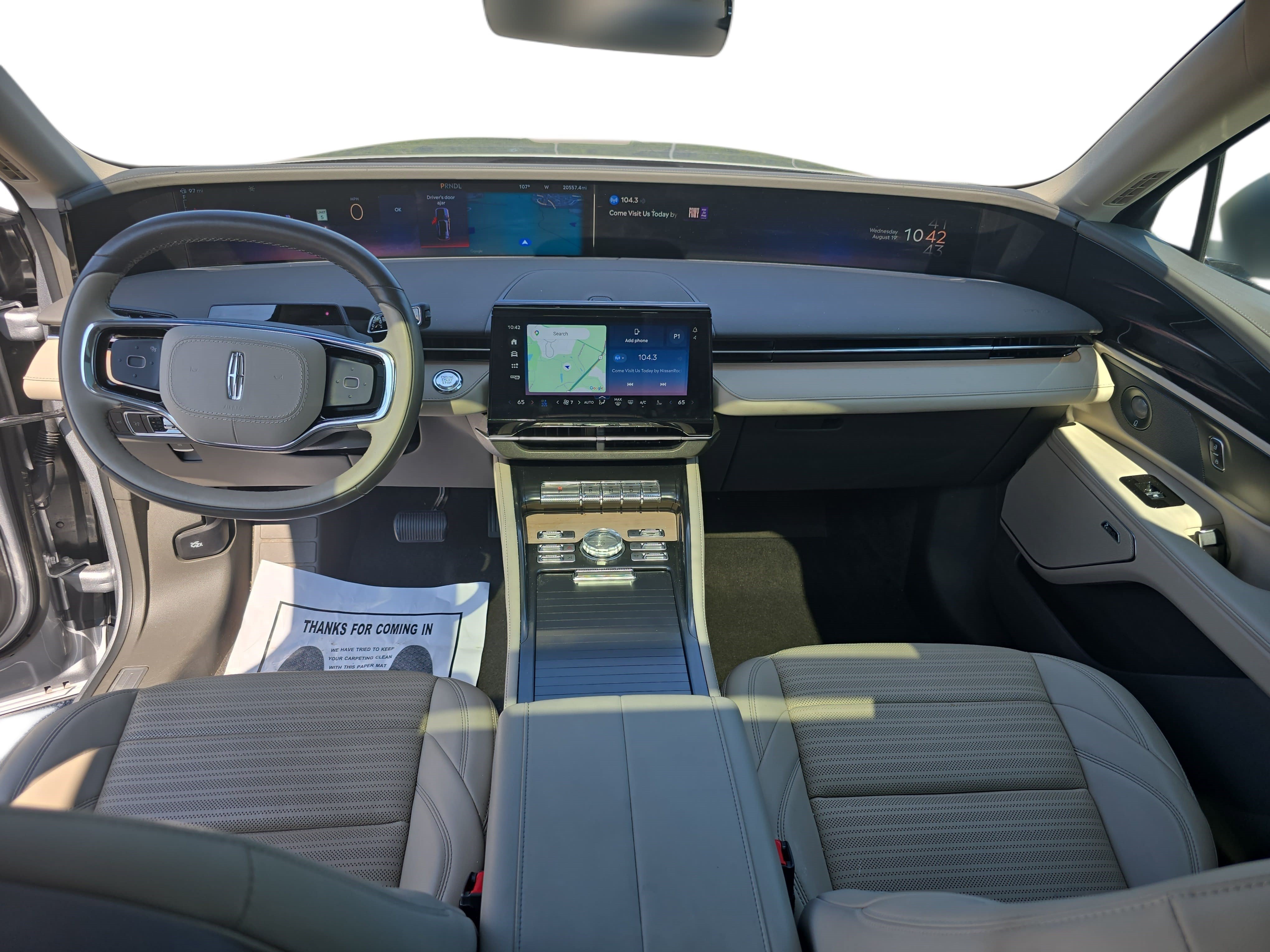 Certified 2024 Lincoln Nautilus Reserve w/ Equipment Group 202A AWD/4WD image 9