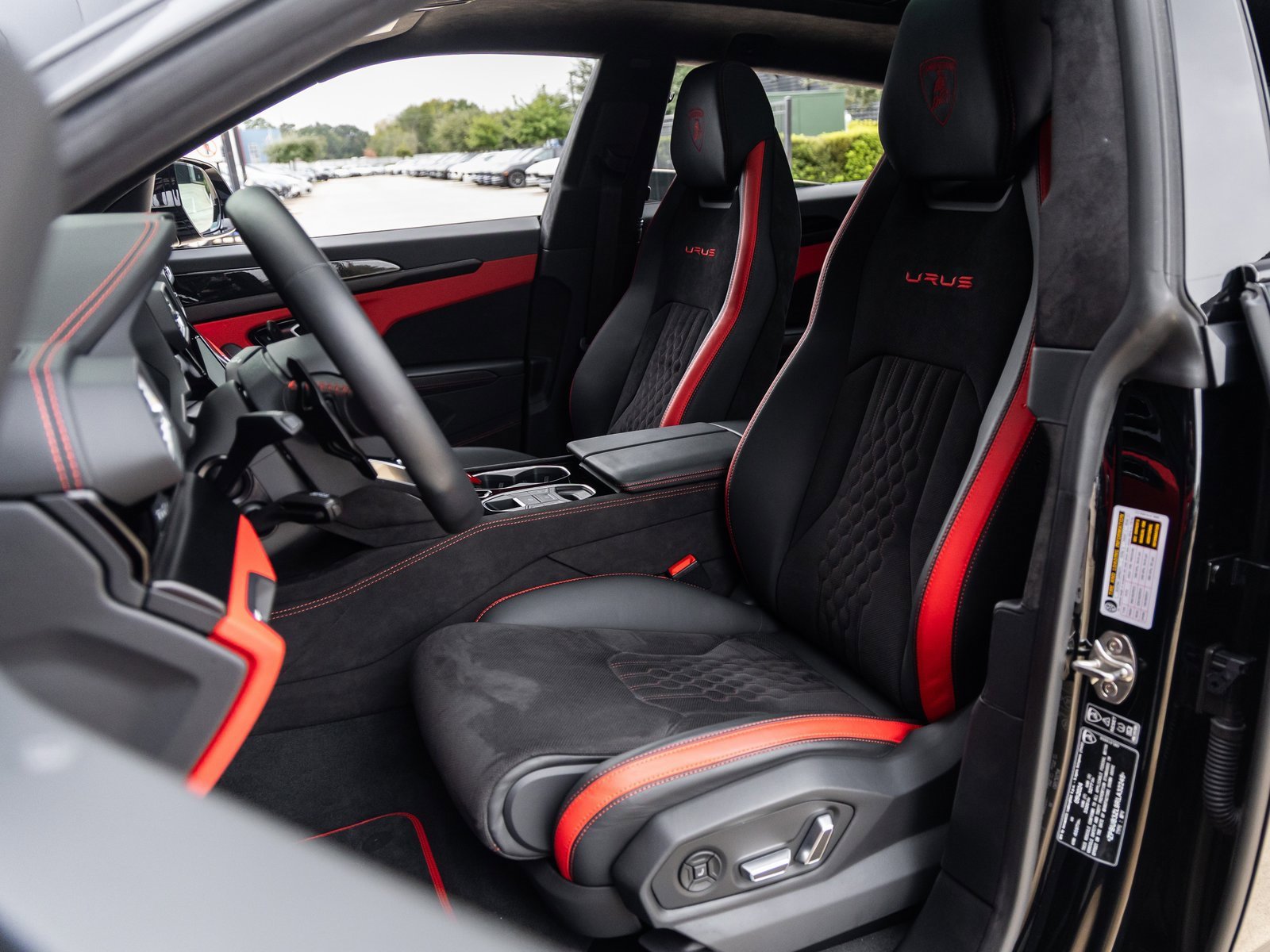 Used 2024 Lamborghini Urus S image 24