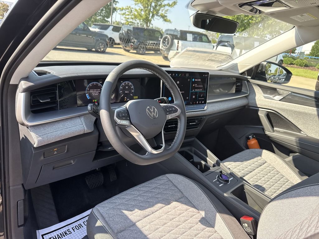 New 2025 Volkswagen Tiguan S image 10