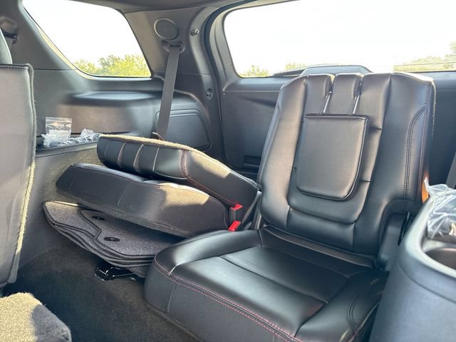 Used 2016 Ford Explorer Sport AWD/4WD image 23