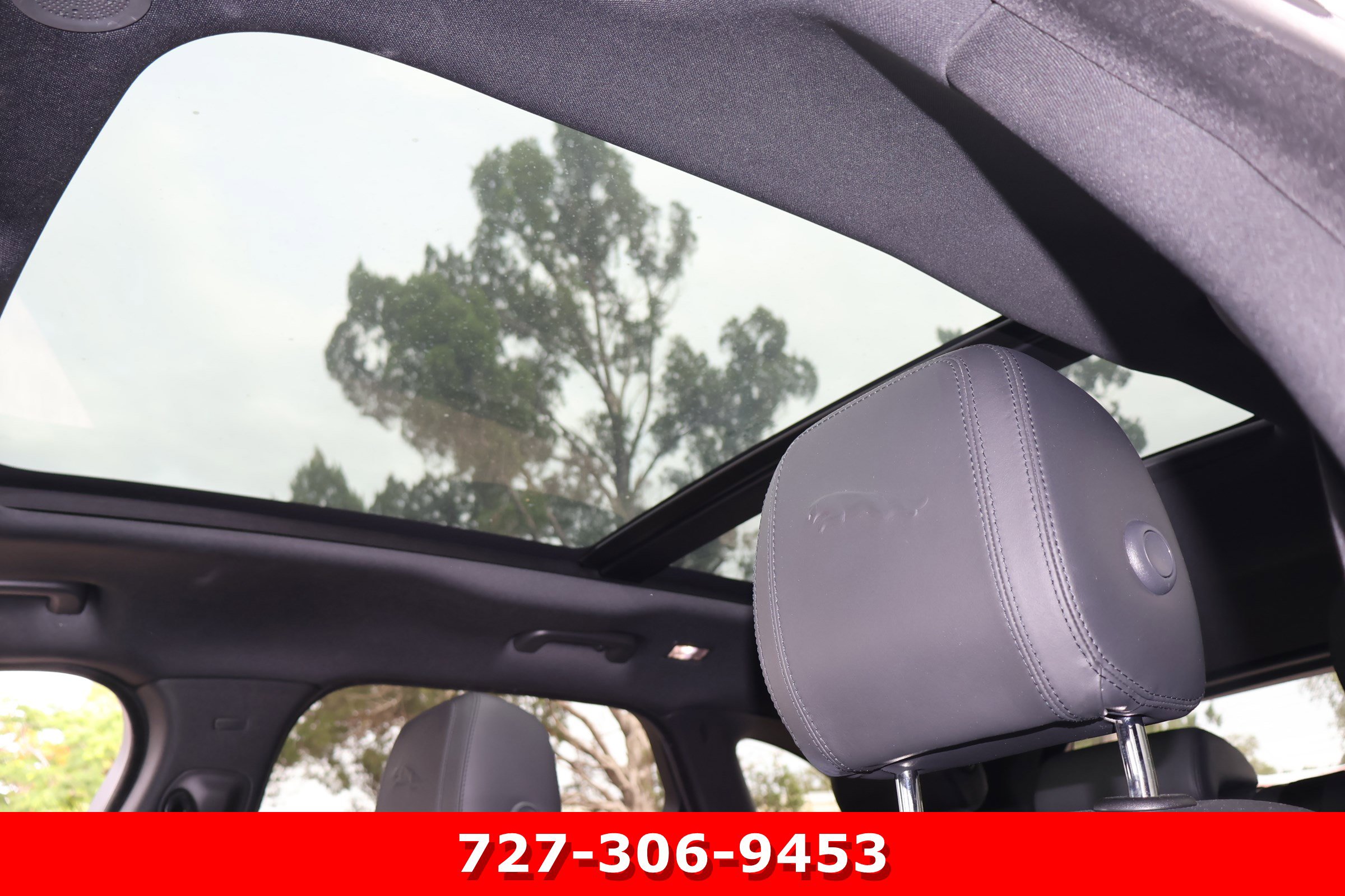 Used 2021 Jaguar F-PACE S AWD/4WD image 5