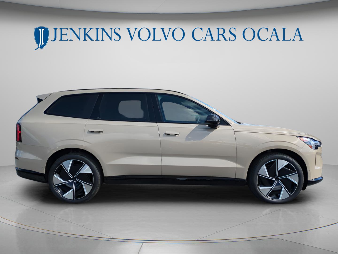 New 2025 Volvo EX90 Ultra AWD/4WD image 2
