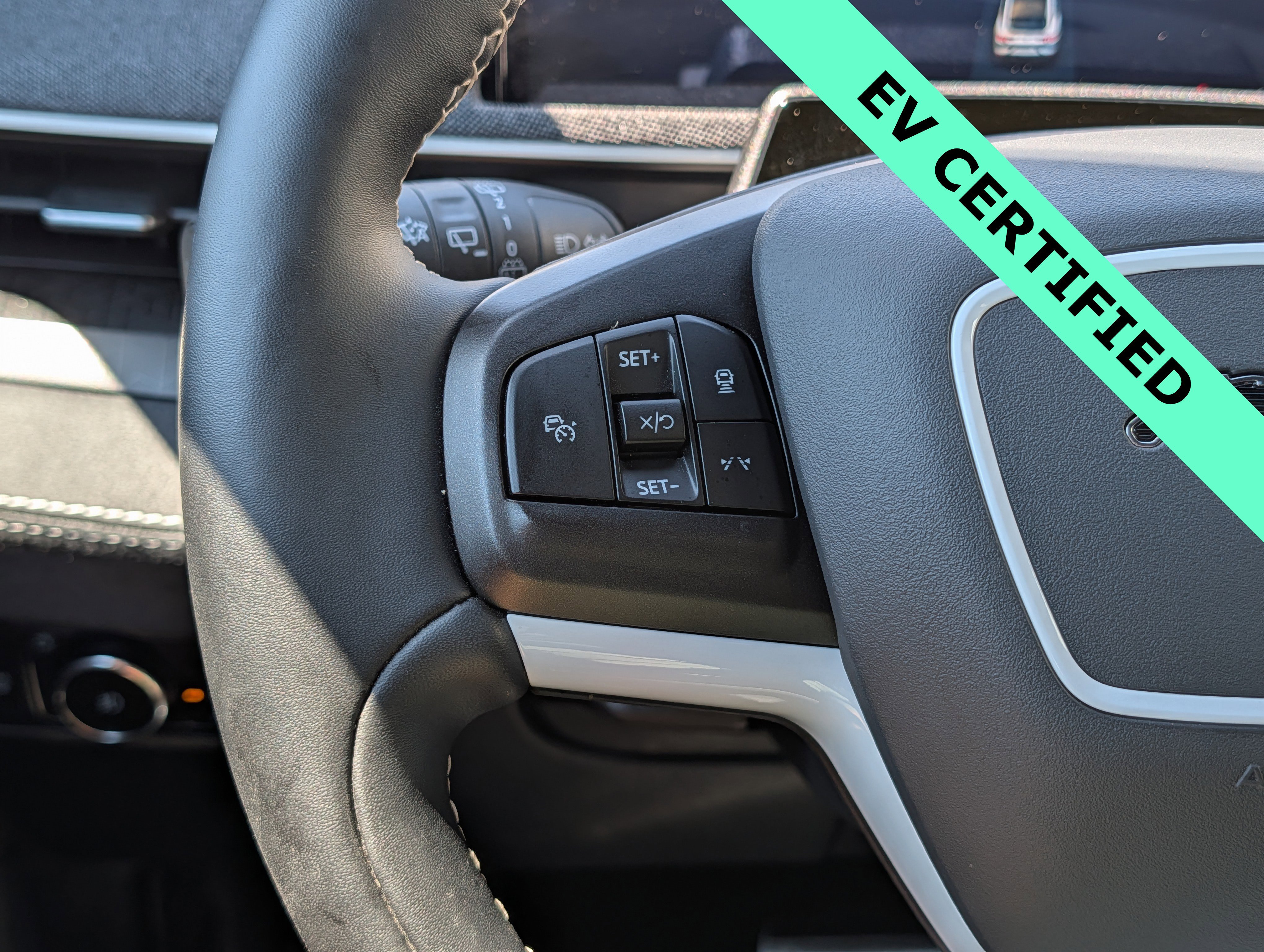Used 2025 Ford Mustang Mach-E GT AWD/4WD image 26