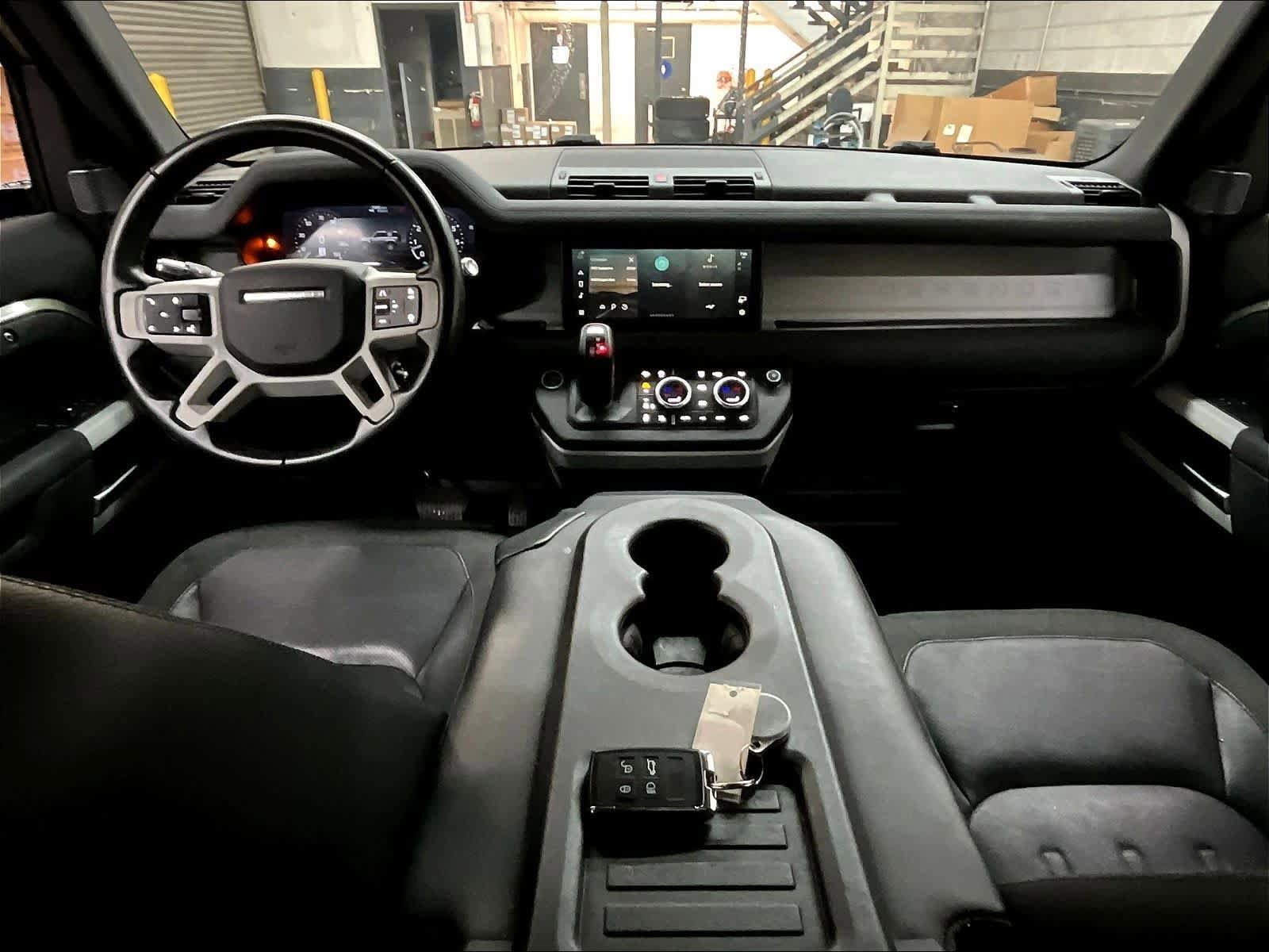 Used 2021 Land Rover Defender 90 First Edition AWD/4WD image 17