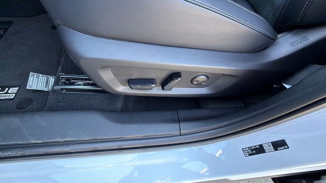 New 2026 Nissan Rogue SL image 24