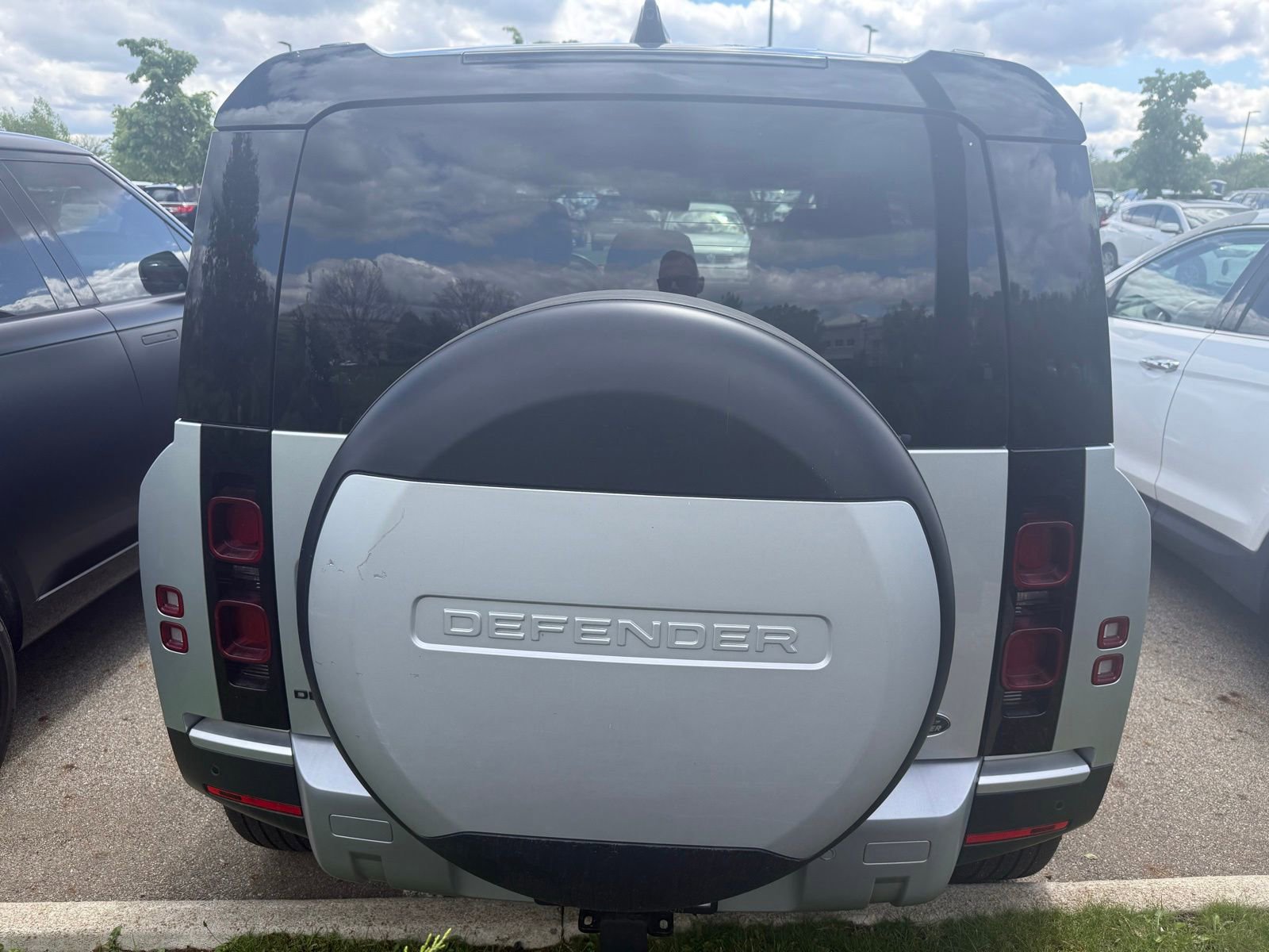 Used 2020 Land Rover Defender 110 SE AWD/4WD image 5