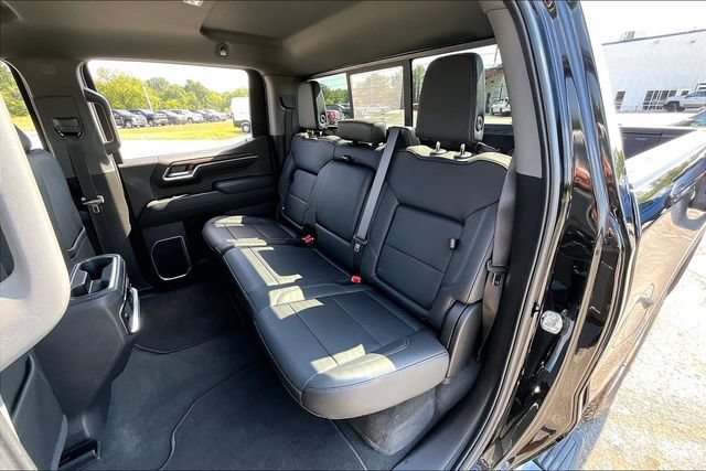 Used 2026 GMC Sierra 1500 SLT w/ SLT Premium Plus Package AWD/4WD image 23