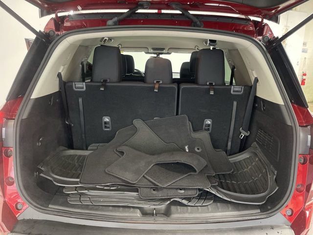 Used 2022 Nissan Pathfinder SV image 25