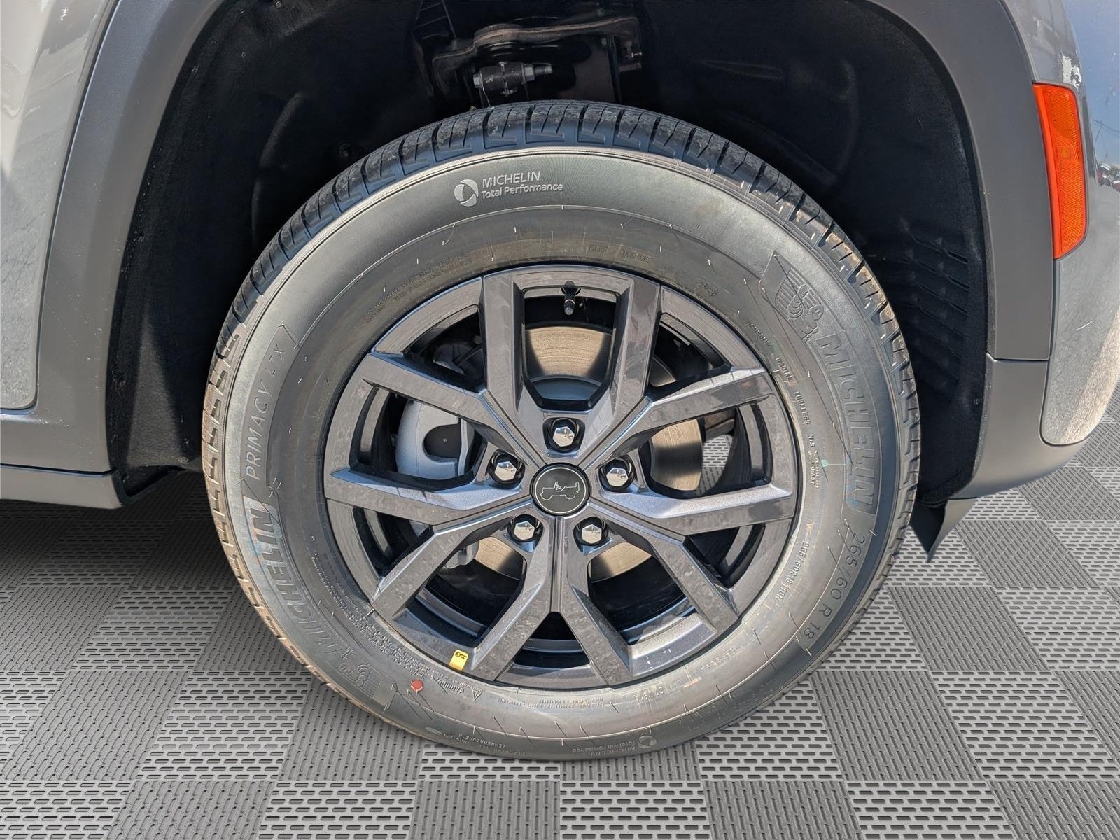 New 2027 Jeep Grand Cherokee Altitude AWD/4WD image 5