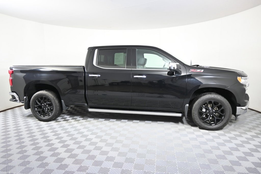 Used 2022 Chevrolet Silverado 1500 LTZ w/ Technology Package image 10