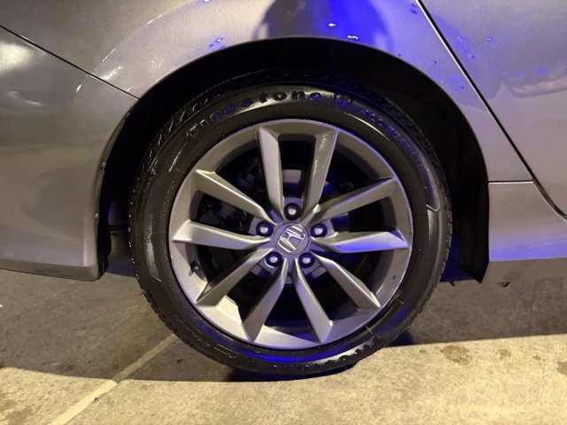Used 2019 Honda Civic EX image 7