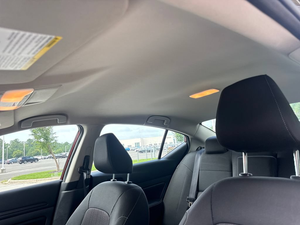 Used 2024 Nissan Altima 2.5 SV FWD image 31