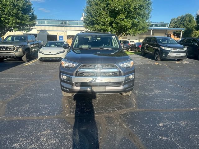 Used 2018 Toyota 4Runner Limited AWD/4WD image 2