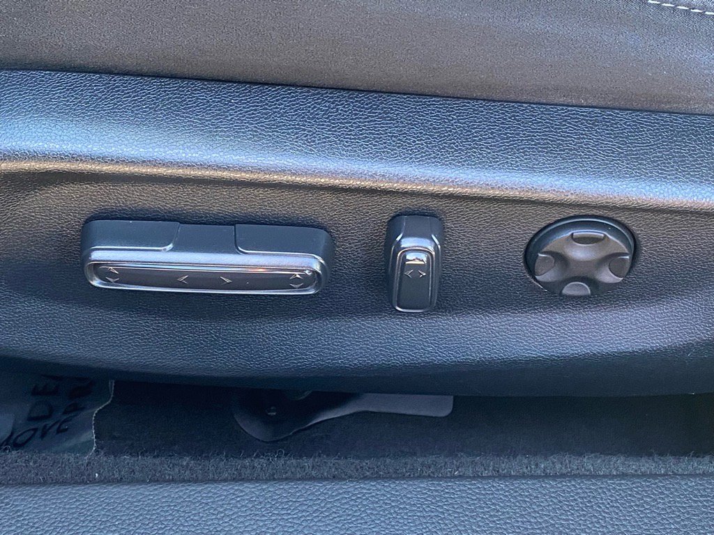 Used 2020 Honda Accord EX image 11