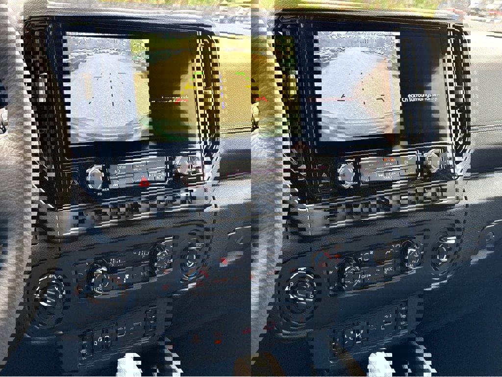 New 2026 Nissan Frontier SV w/ SV Convenience Package image 10